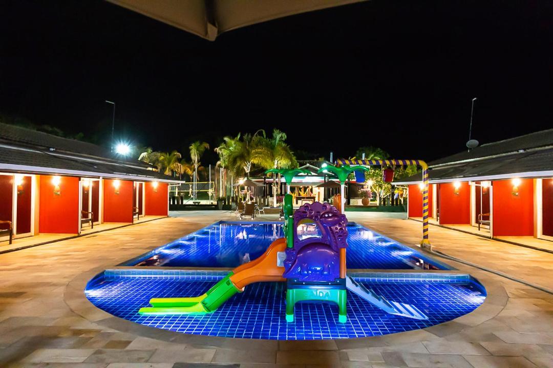 Italia Hotel 4*